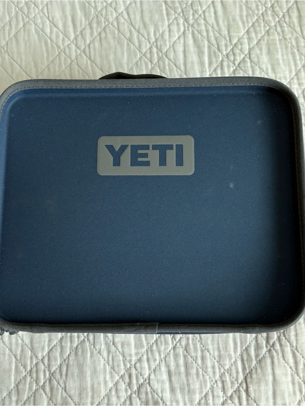 Yeti Navy Blue DayTrip Lunch Box 3L